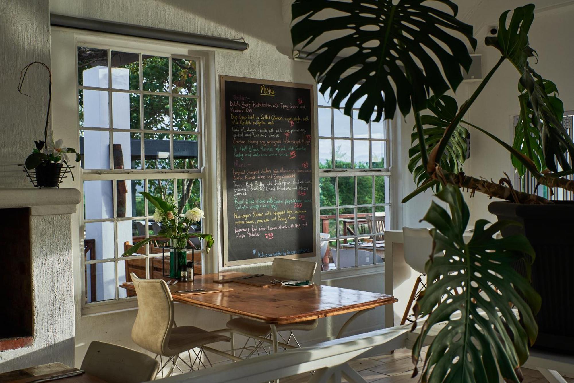 Hotel Thelab Robertson Extérieur photo